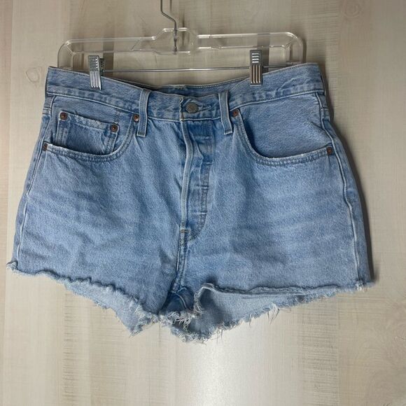 Levi’s 501 button fly cut offs jean‎ denim shorts, size 30 - Picture 1 of 9